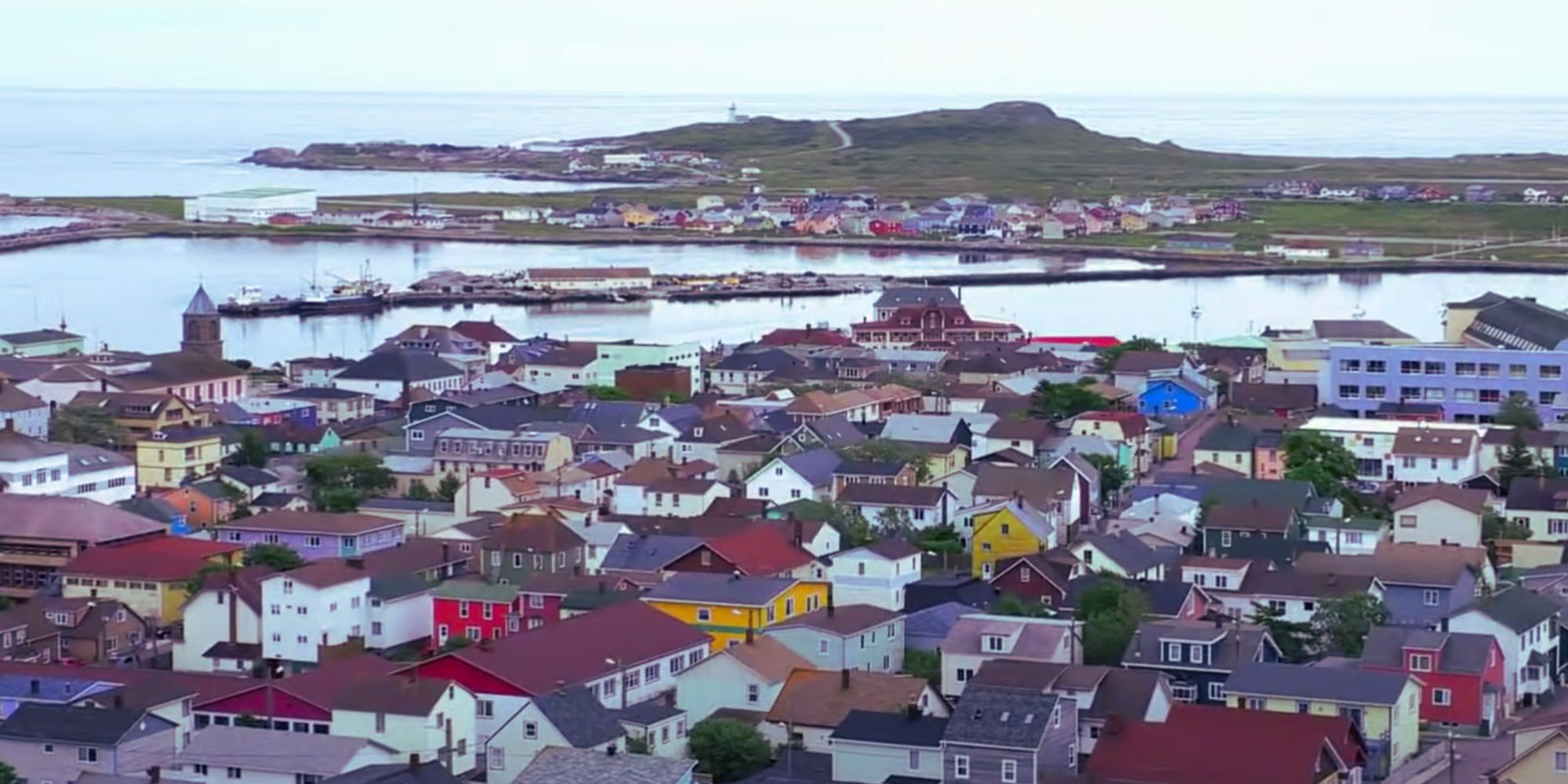 Power Plugs and Outlets in Saint Pierre and Miquelon