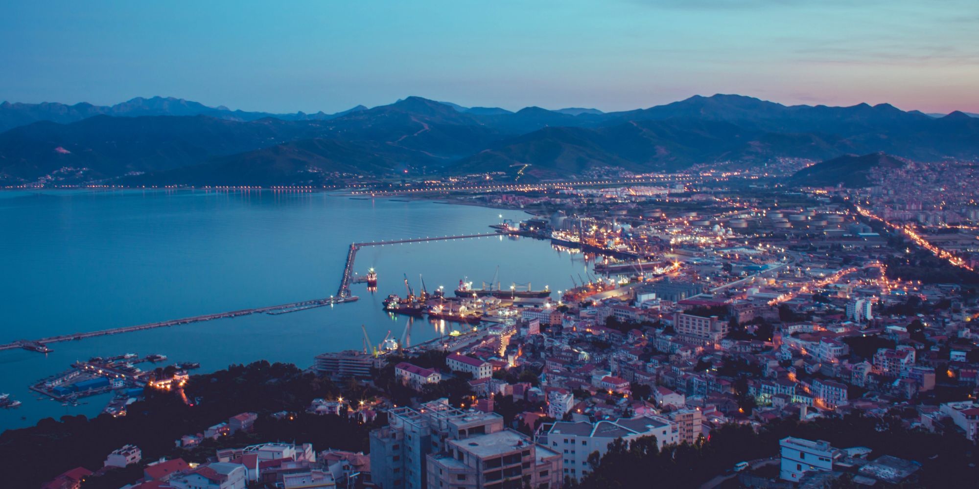 Gifts for Someone Traveling to Algeria