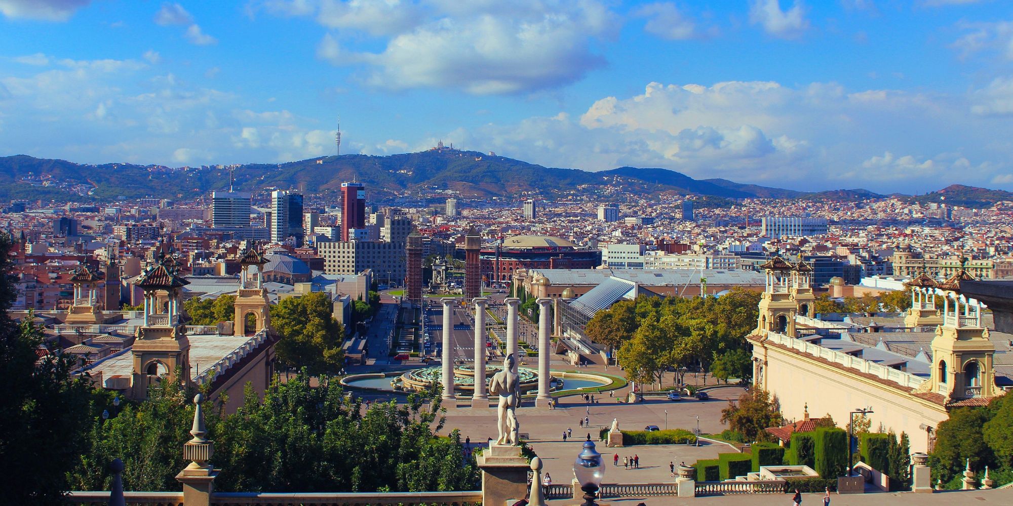 Best Gifts for Someone Going to Barcelona